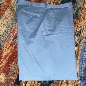 Men’s shorts very new 42R